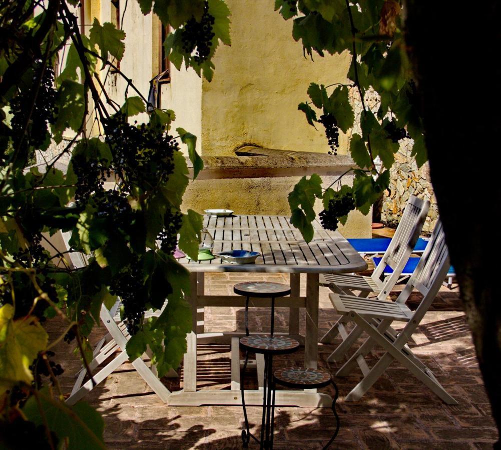 Le Petit Chateau Vezzi Portio Eksteriør bilde